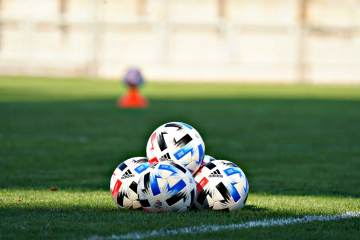中印30亿人看不了世界杯？英媒：中国有2亿球迷 却进不了世界杯（配图示意）
